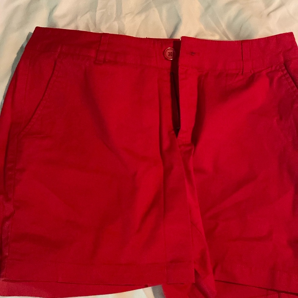 Size 8 women’s shorts
